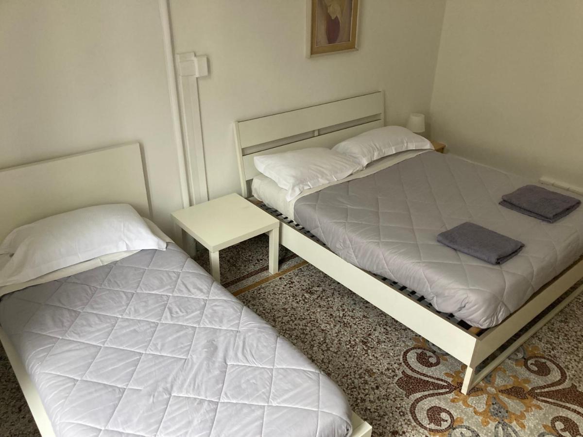 Guest House Roma Genova Exterior foto